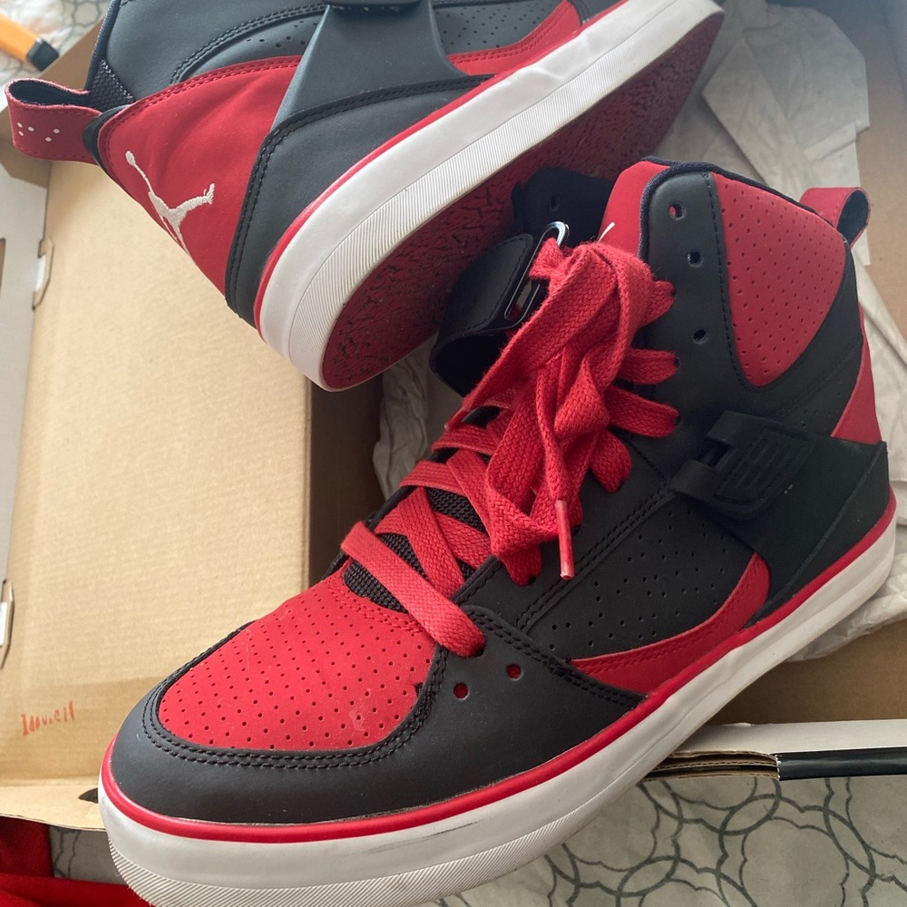 Nike Air Jordan Flight 45 V sneakers shoes great condition size 8 1/2  from 2014